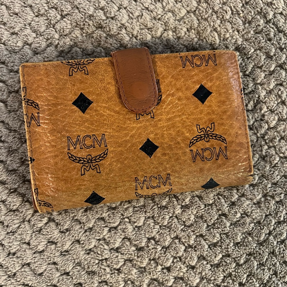 MCM Vintage Cognac Kiss lock Wallet